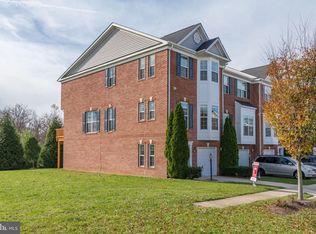 233 Hawks View Sq SE, Leesburg, VA 20175
