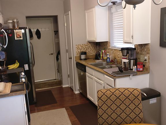 2nd image of 2514 Cranberry Ln