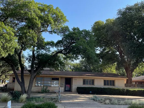 2220 33rd St, Lubbock, TX 79411