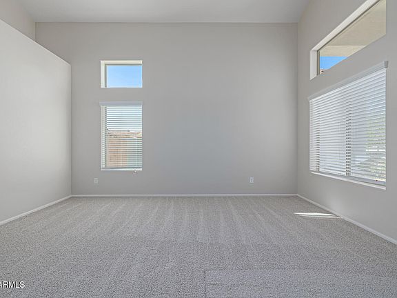 5th image of 355 W JERSEY Way