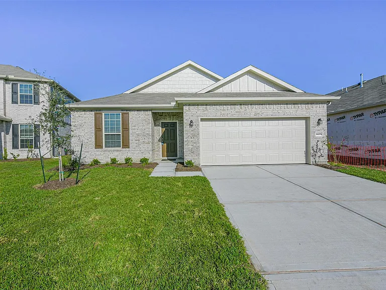 3075 Clydesdale Dr — Photo 1