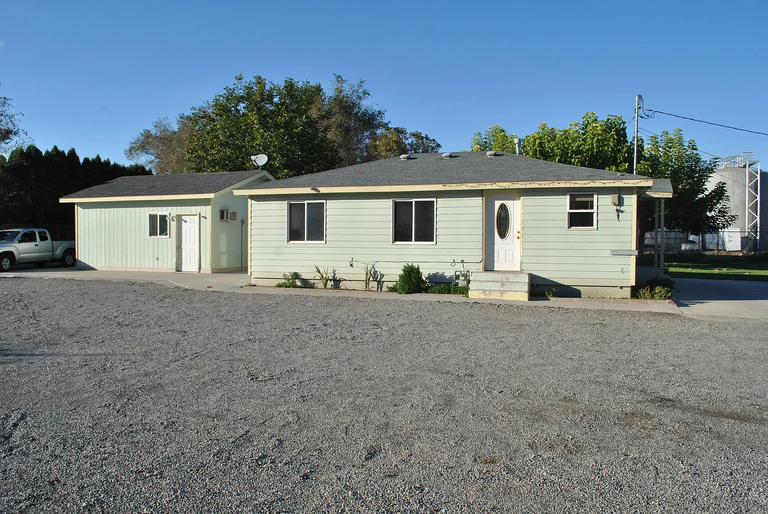510 Wolfe Ln photo 1