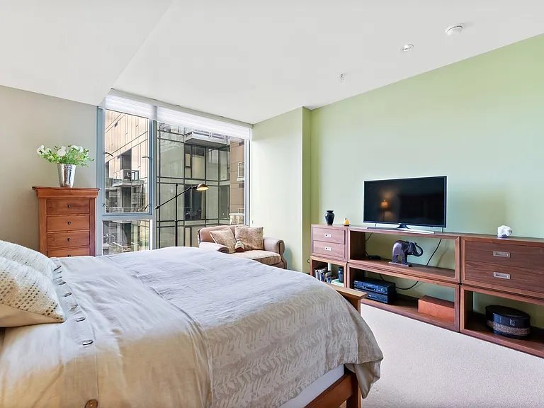 841 S Gaines St #305 — Photo 15