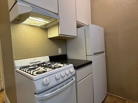 3rd image of 309 Dayton Ave APT 101