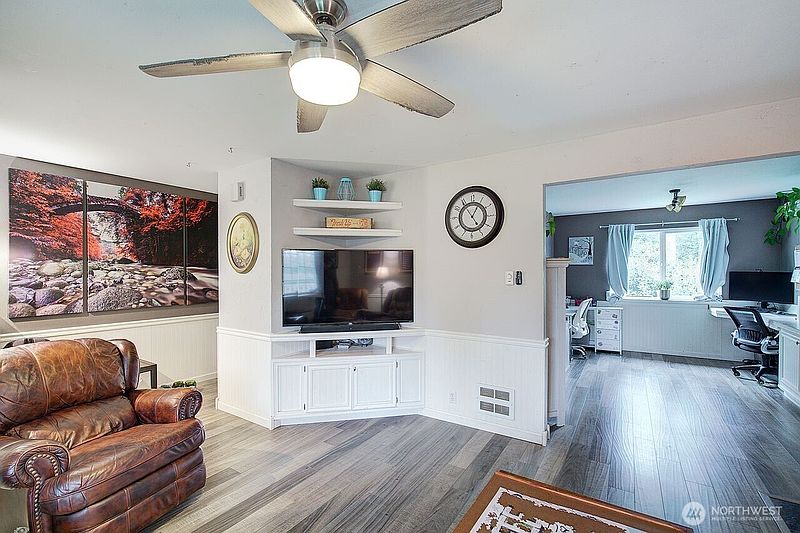 5th image of 44212 Fir Road