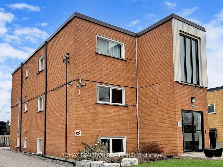 362 Elgin Ct #3 — Photo 27