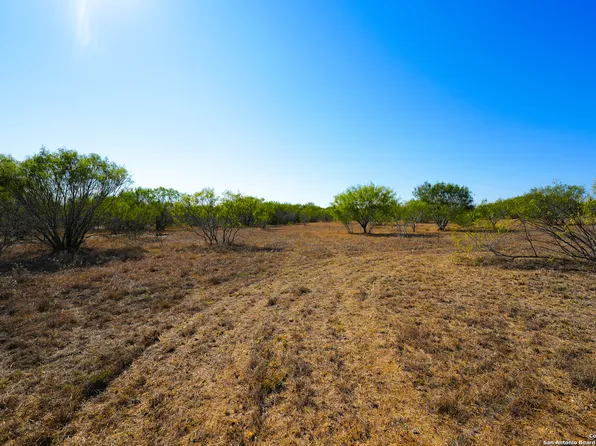 315 OLD PLEASANTON RD, San Antonio, TX 78264