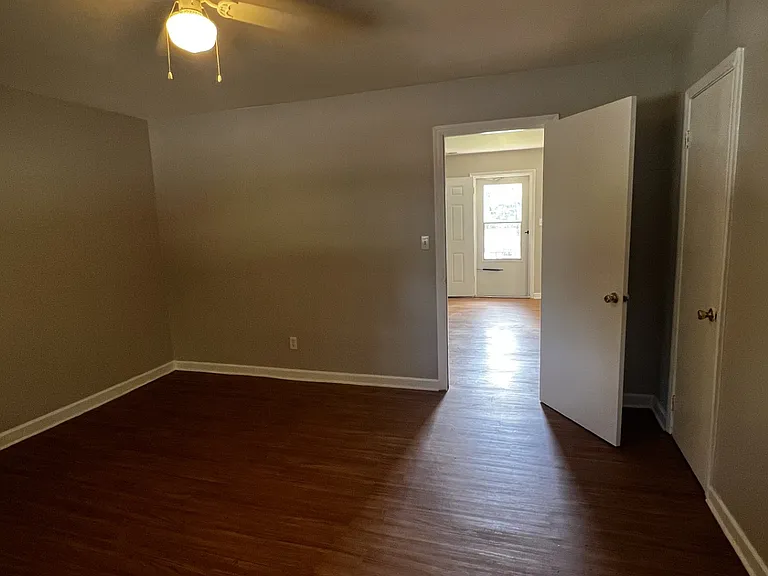 5550 Davis Rd #3 — Photo 5