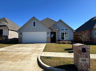 7066 Hillside Ave, Tyler, TX 75707