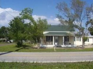 902 Elizabeth St, Punta Gorda, FL 33950