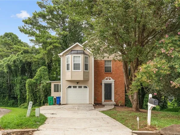 5000 Saxony Ct, Stone Mountain, GA 30083