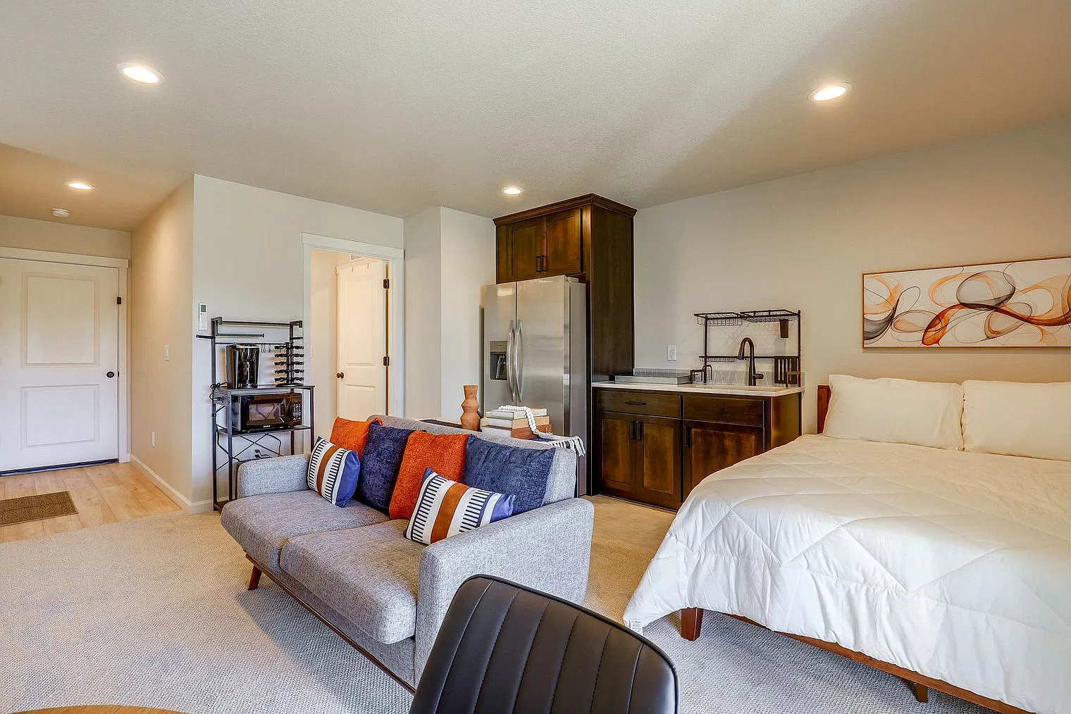 Studio, 1.0 bath, 570 sqft, $1,515 — Photo 4