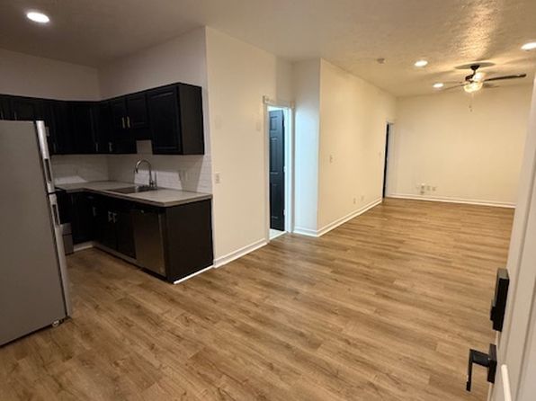 156 E Jefferson St APT C