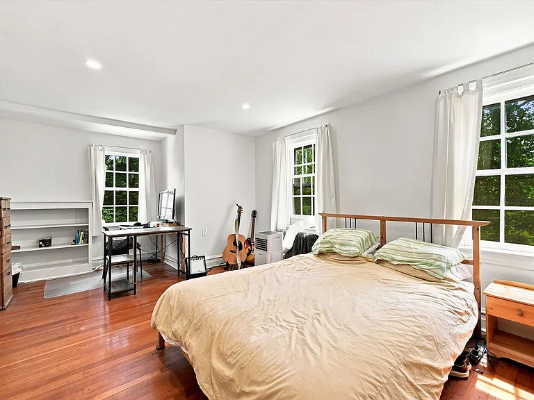 111 S Brandywine St — Photo 17