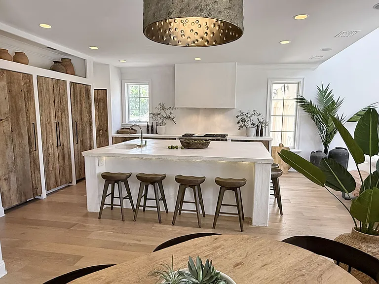 102 Acadia Ter — Photo 20