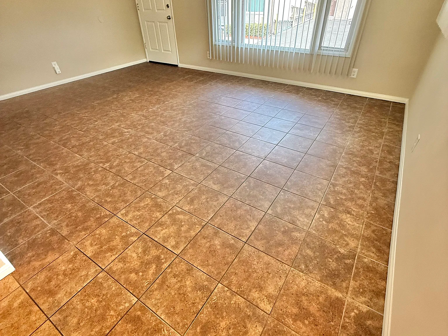 2 bed, $2,595 — Photo 4