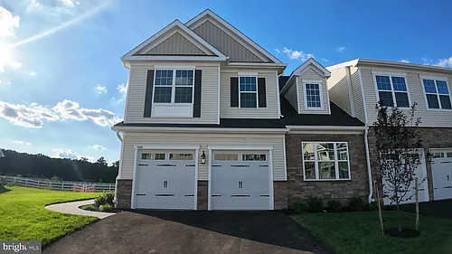 1404 Justin Dr Photo 1
