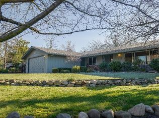 415 Picadilly Cir, Medford, OR