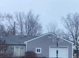 1010 Orion Ter, Lake Orion, MI 48362