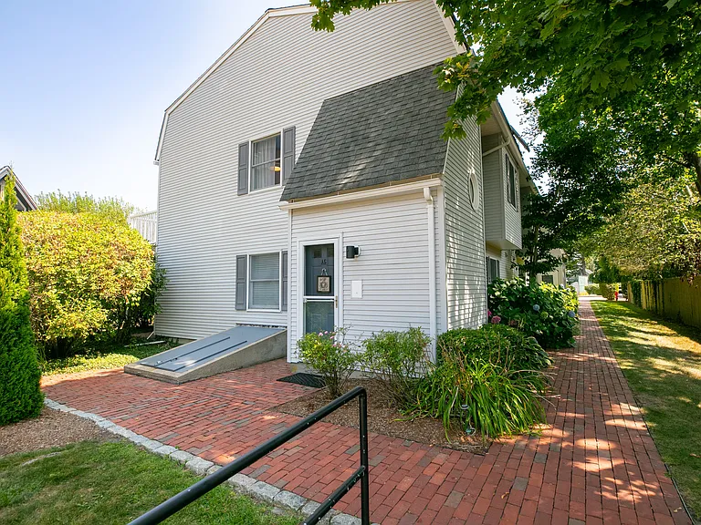 364 Bellevue Ave #5A — Photo 24