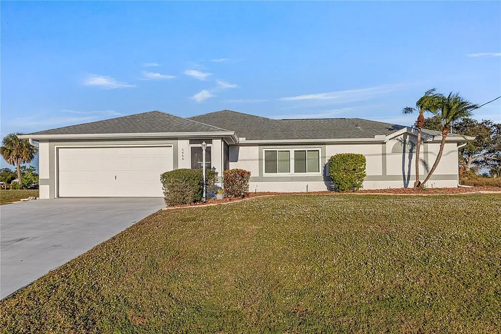 3 bed, 2.0 bath, 1672 sqft, $1,800 — Photo 1