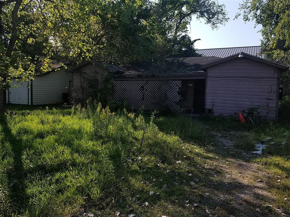 1st image of 8206 Darlington Dr