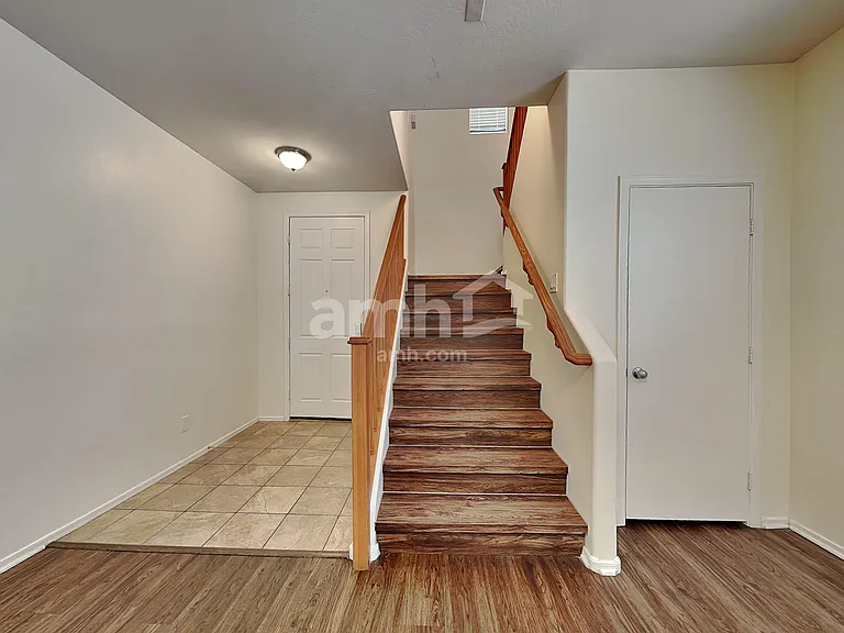 3542 E Terrace Ave — Photo 6