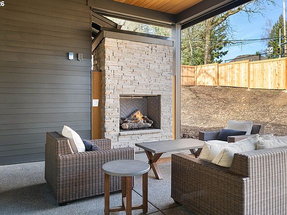 5th image of 8125 SW Westgate Way