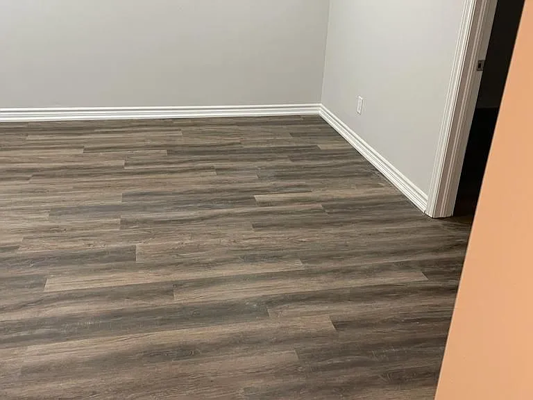 2419 Bankside Dr #LOWER — Photo 3