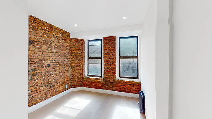 Rented by Brighton Management | media 4