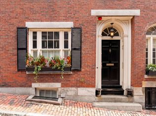 7 Acorn St, Boston, MA 02108