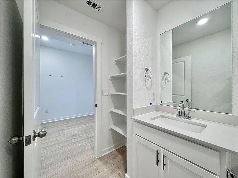 1821 Lazy Acres — Photo 30