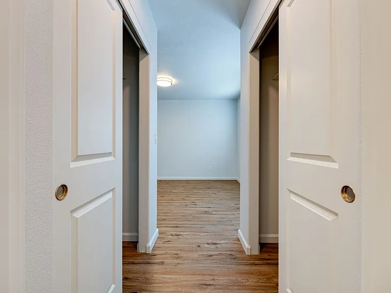 935 Arthur Ave — Photo 17