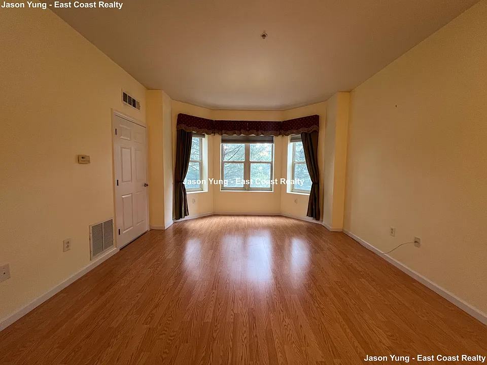 1 Cityview Ln #108