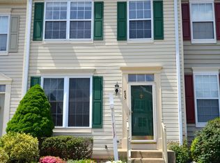423 Andromeda Ter NE, Leesburg, VA 20176