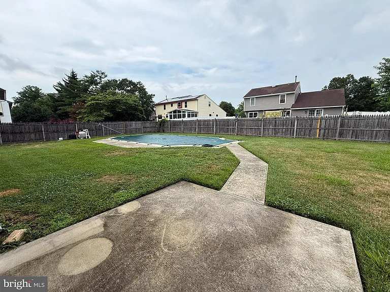 104 Apley Dr — Photo 24