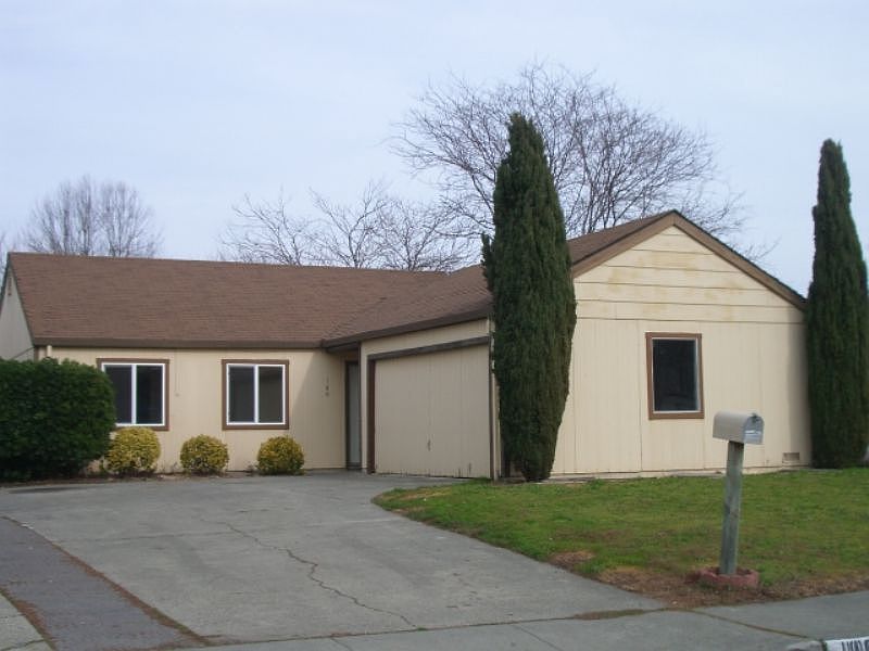 1st image of 100 Marvin Ct