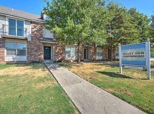 688 W Sycamore St, Fayetteville, AR 72703