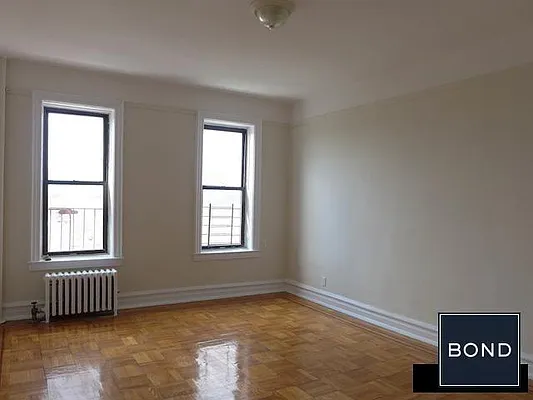 Rented by Bond New York | media 5