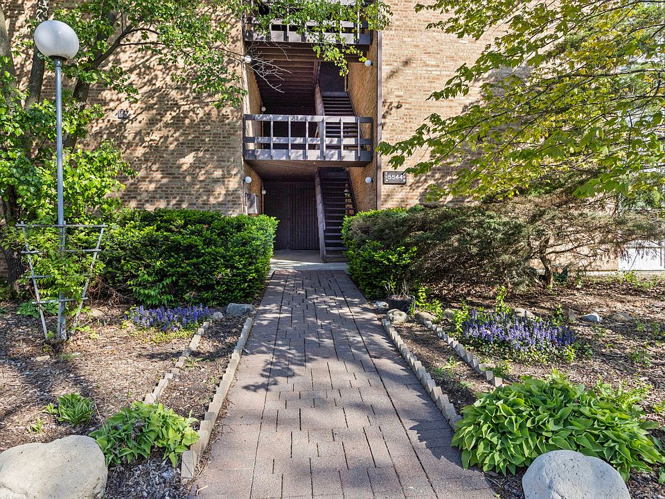 1st image of 5544 E Lake Dr #A