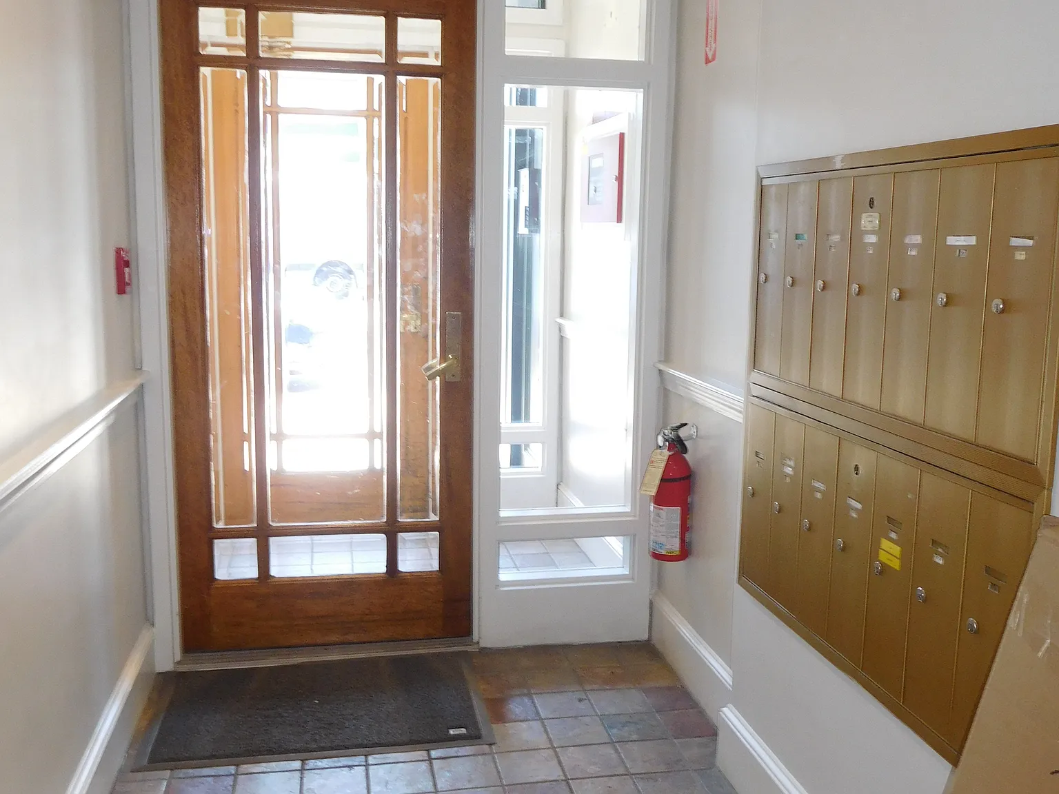 365 Washington St — Photo 3