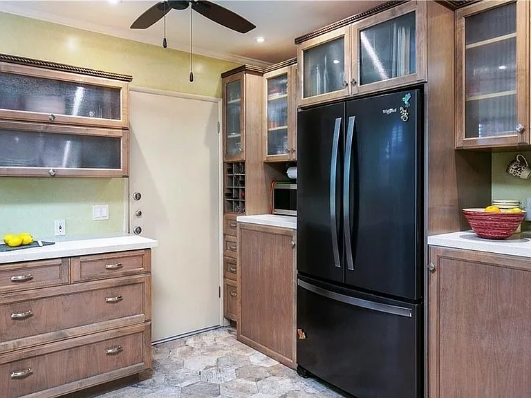 909 N Santa Anita Ave — Photo 9