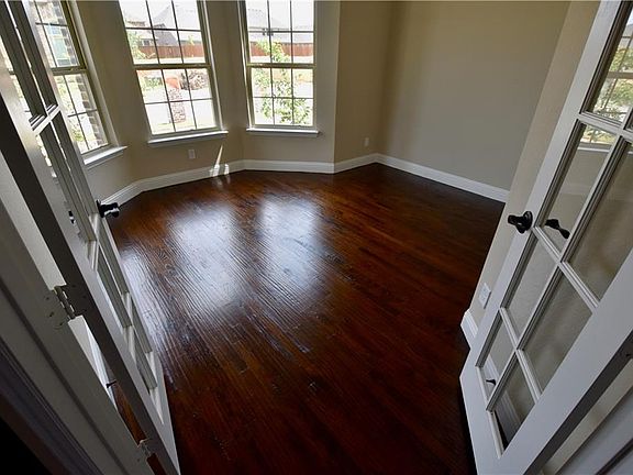 4th image of 1225 Yarrow St