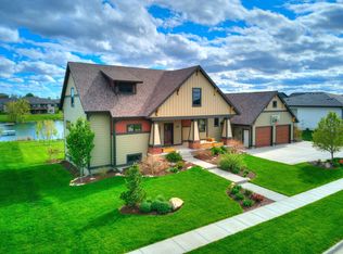 312 Ridgewood Dr, Huxley, IA 50124