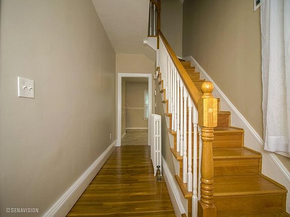2nd image of 95 Glenwood Ave