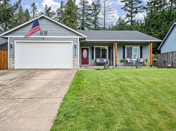 2210 Wilson Ave, Cottage Grove, OR 97424