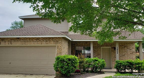 3rd image of 1602 Canyon Parke Dr