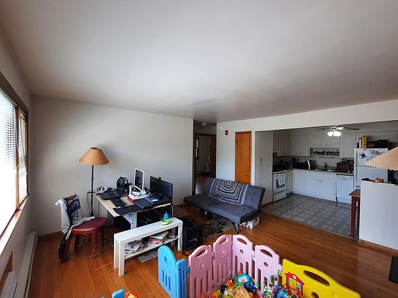 2nd image of 414 Beach Ave #3C