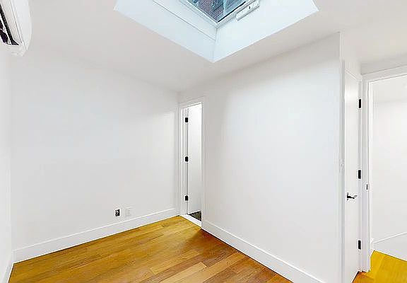 5th image of 659 10th Ave #1AA