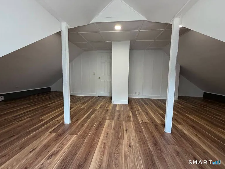 9 Forest Ave — Photo 6